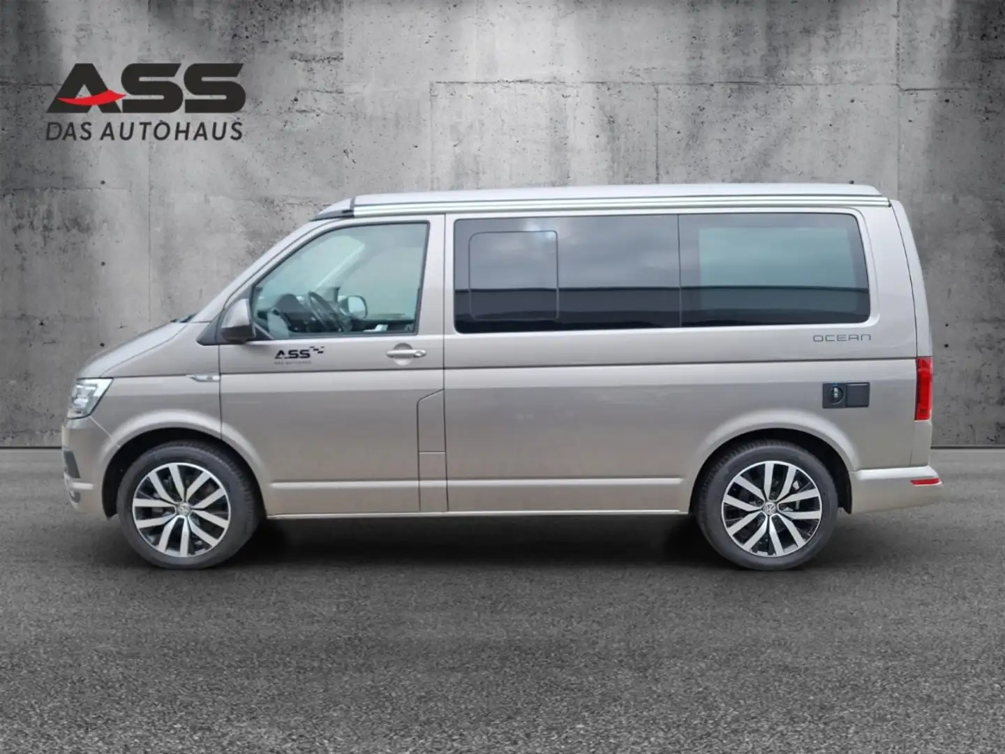Volkswagen T6 California Ocean 2.0 TDI DSG 4Motion Allrad StandHZG AHK Navi bež - 2