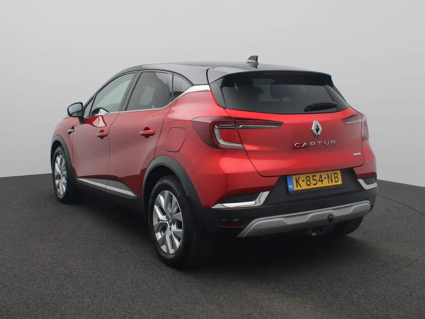 Renault Captur 1.6 E-Tech Plug-in Hybrid 160 Intens Automaat | Ai Red - 2