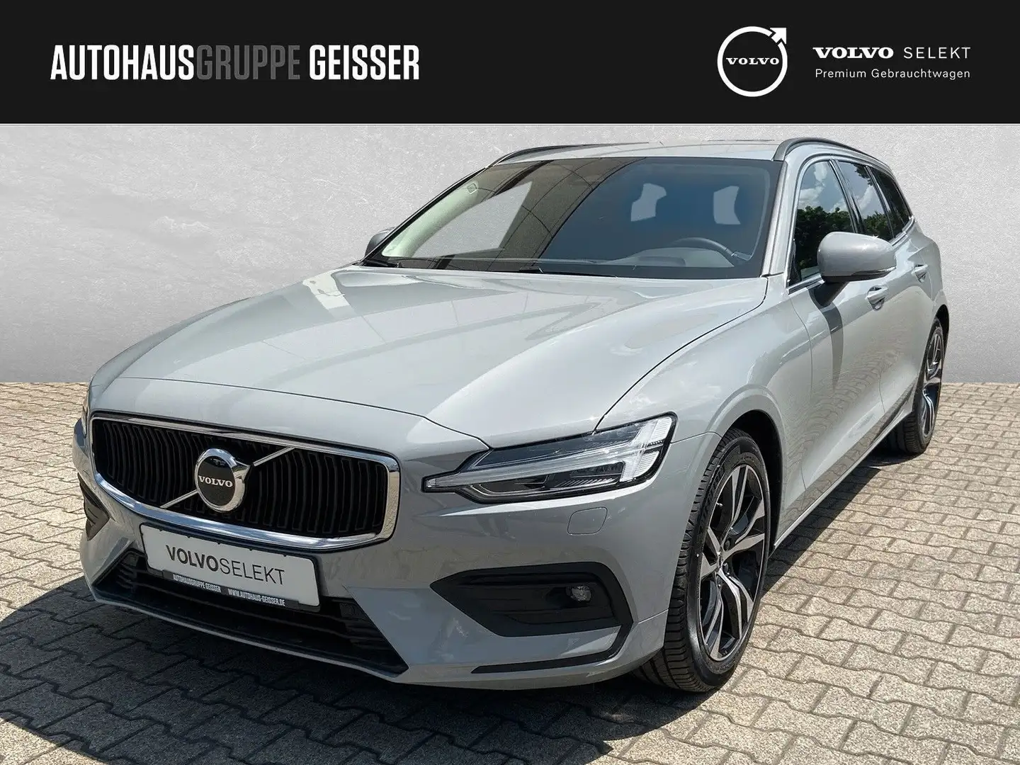 Volvo V60 B4 Mild-Hybrid Core AHK ACC BLIS LED Grau - 1