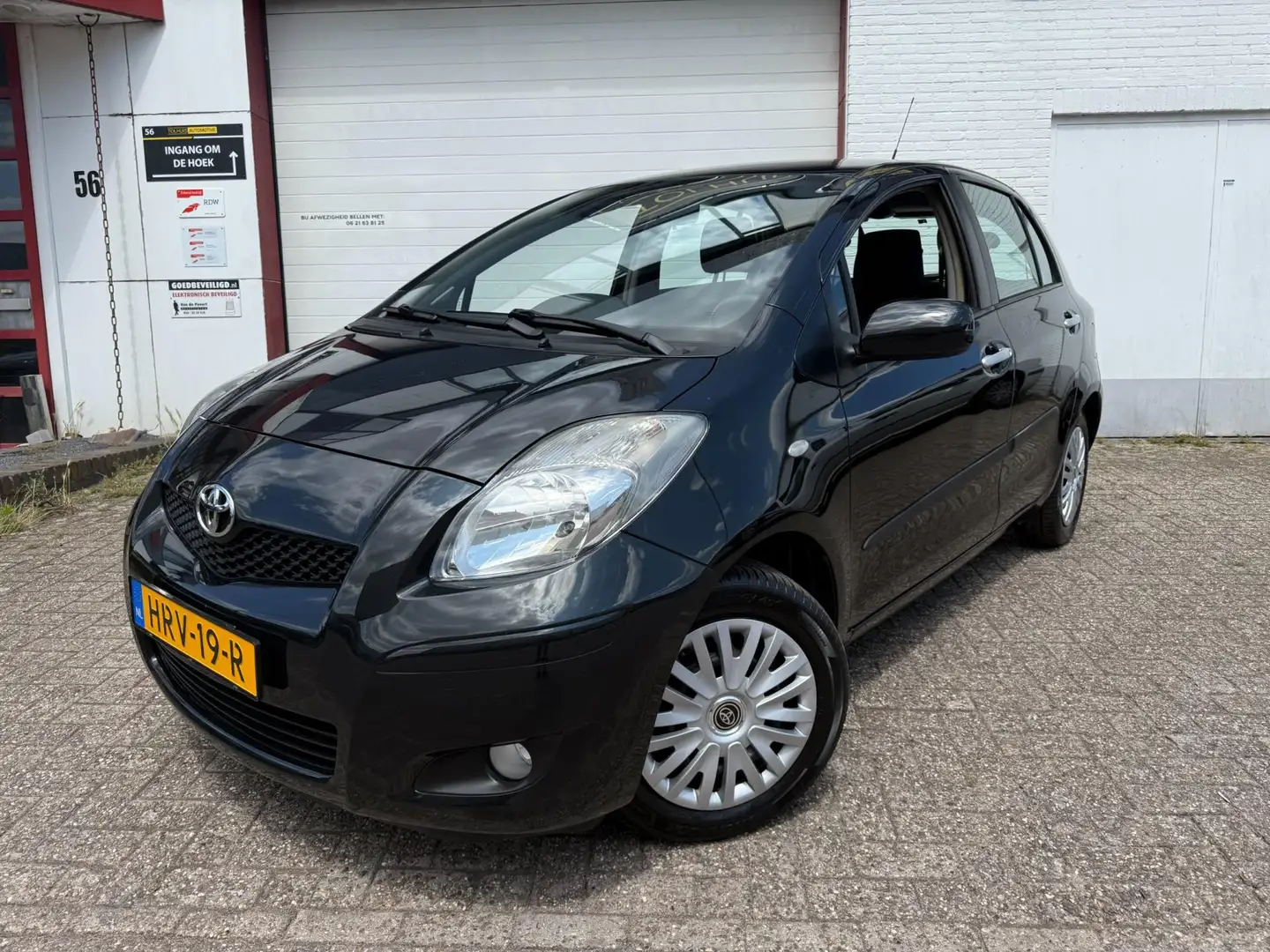 Toyota Yaris 1.0 VVTi Acces | Black Edition| AIRCO |E-PKKT|LUXE Negro - 1