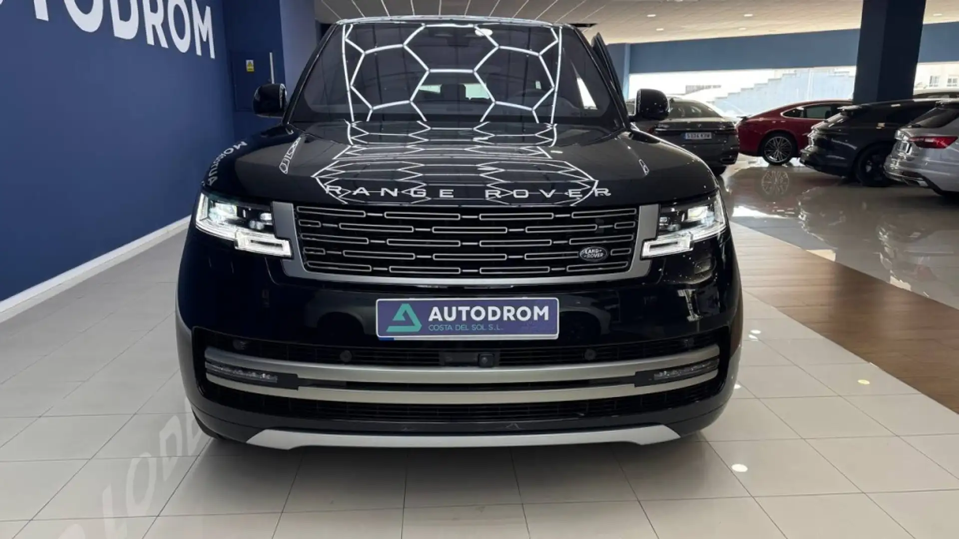 Land Rover Range Rover 3.0 Si6 PHEV HSE SWB AWD Aut. 510 Schwarz - 2
