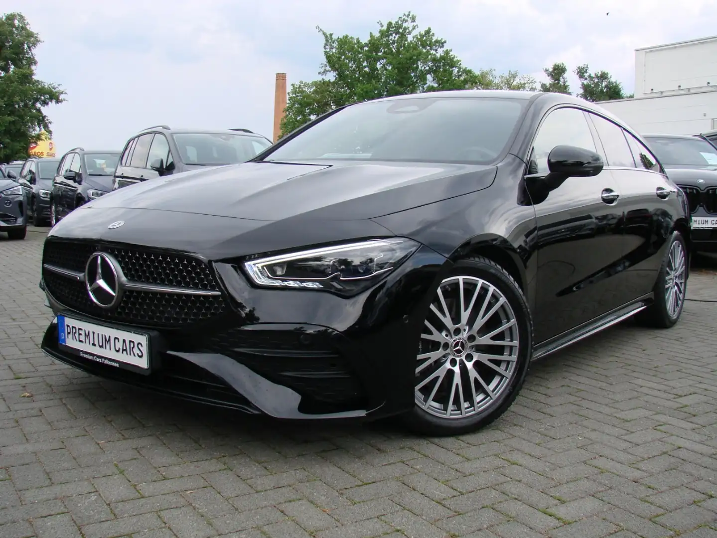 Mercedes-Benz CLA 200 AMG Night Mulitbeam Standheizung AHK Noir - 2