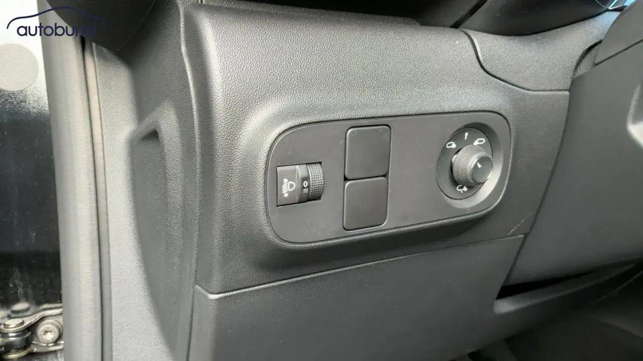 Citroen C3 III 1,2 PT 110 Max Alu KA LED Link NAV NBA PDC RFK 22