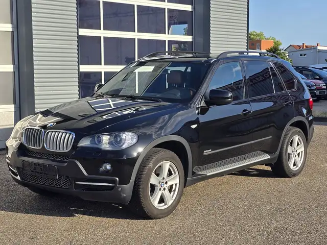 BMW X5 3.0 sd Sport Paket AHK NAVI Panoramadach