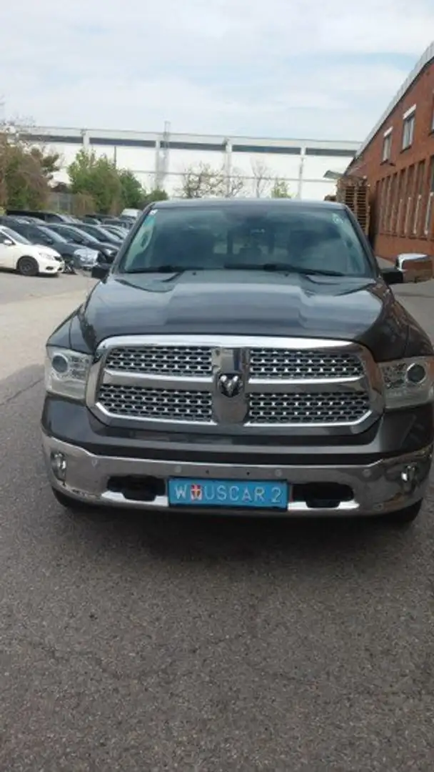 RAM 1500 Crew Cab Longbed Laramie inkl. LRA + LF 25.000 NET Szürke - 2