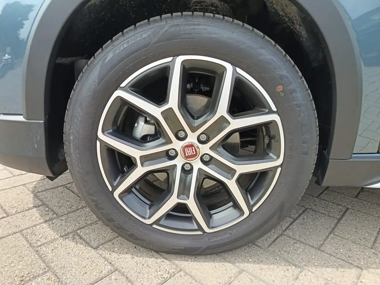Fiat Tipo 1.5 Hybrid DCT SW Cross 12