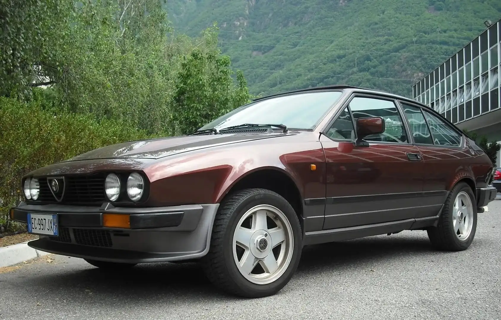 Alfa Romeo GTV GTV 2.5i Marrone - 1
