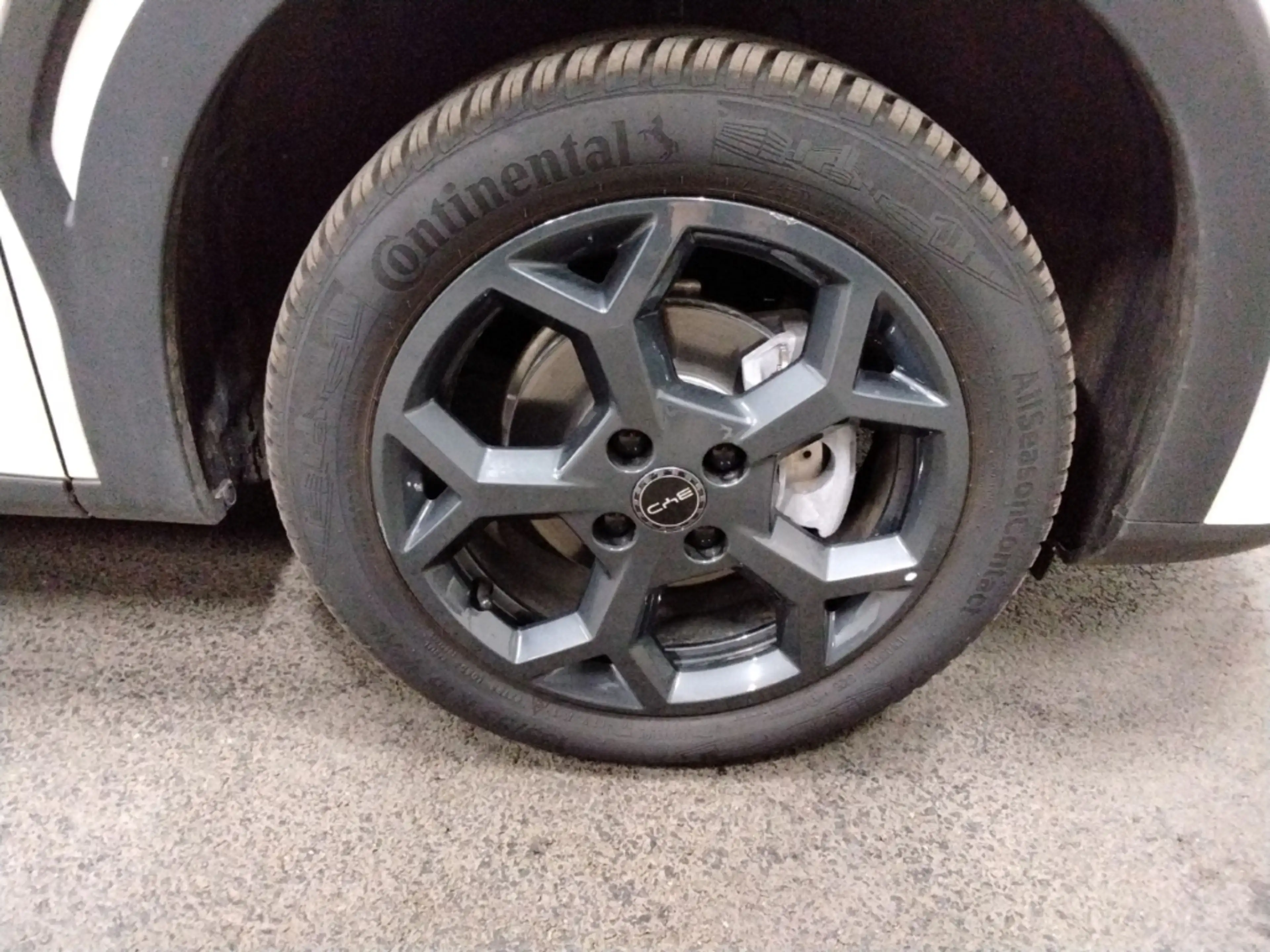 BYD Dolphin BOOST 43,2kWh 65 kW NAVI,DAB,KLIMA,CARPLAY — photo 12
