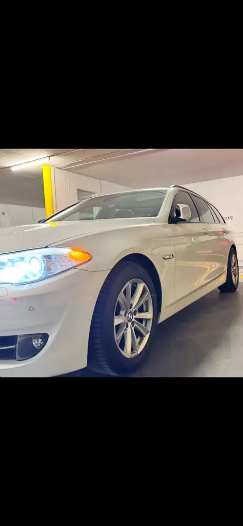 BMW 520 520d Touring Österreich-Paket Aut. Ömtc Neue pic - 1