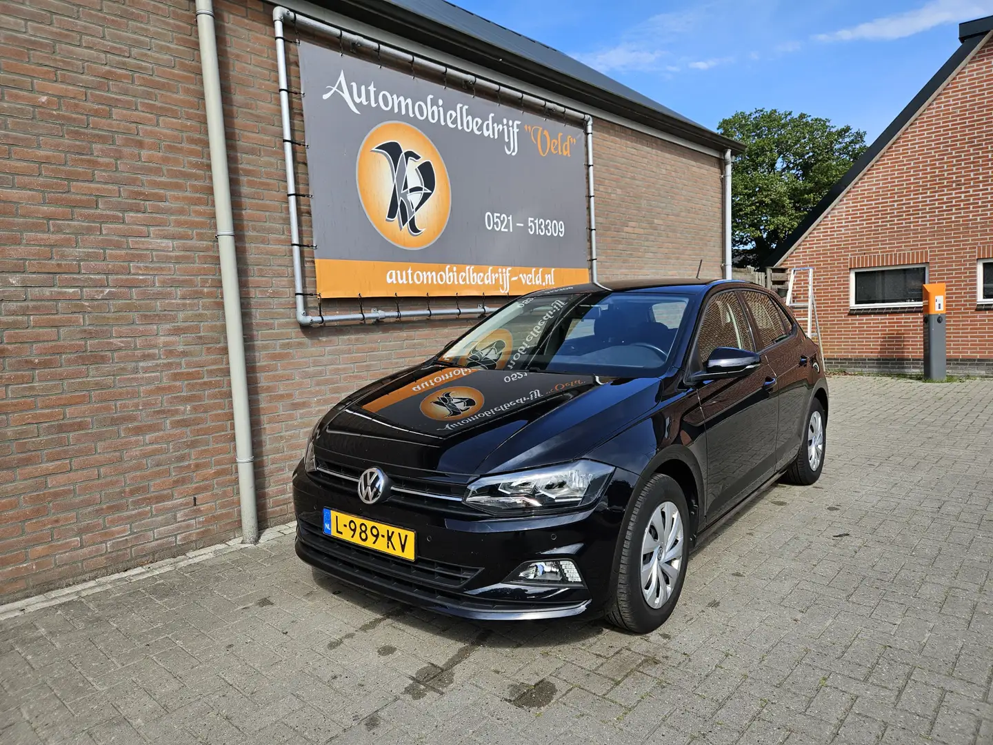 Volkswagen Polo 1.0 TSI Comfortline Zwart - 1