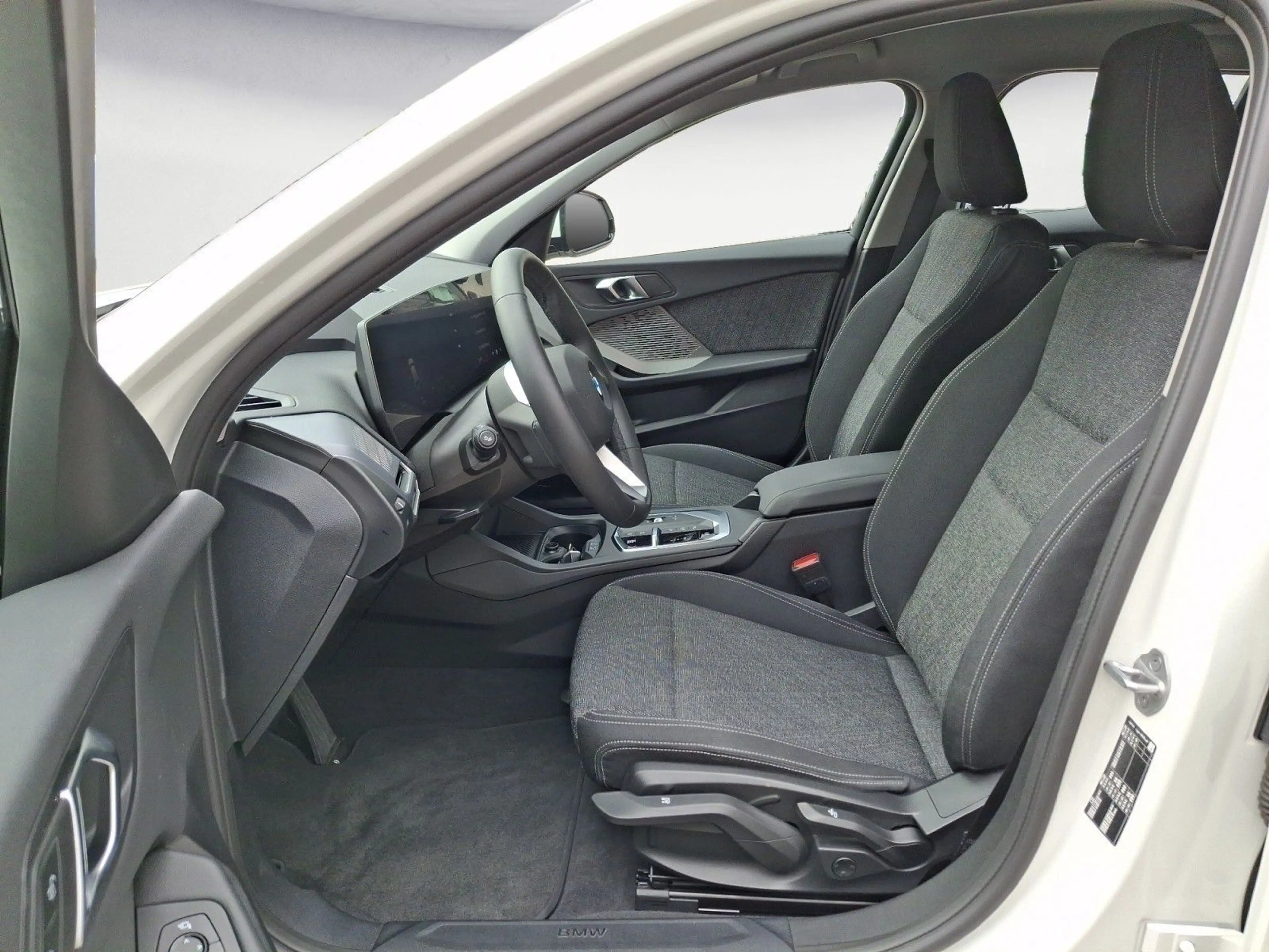 BMW 120 M Sport Exteriuer Navi AHK HeadUp Adaptive L — photo 12