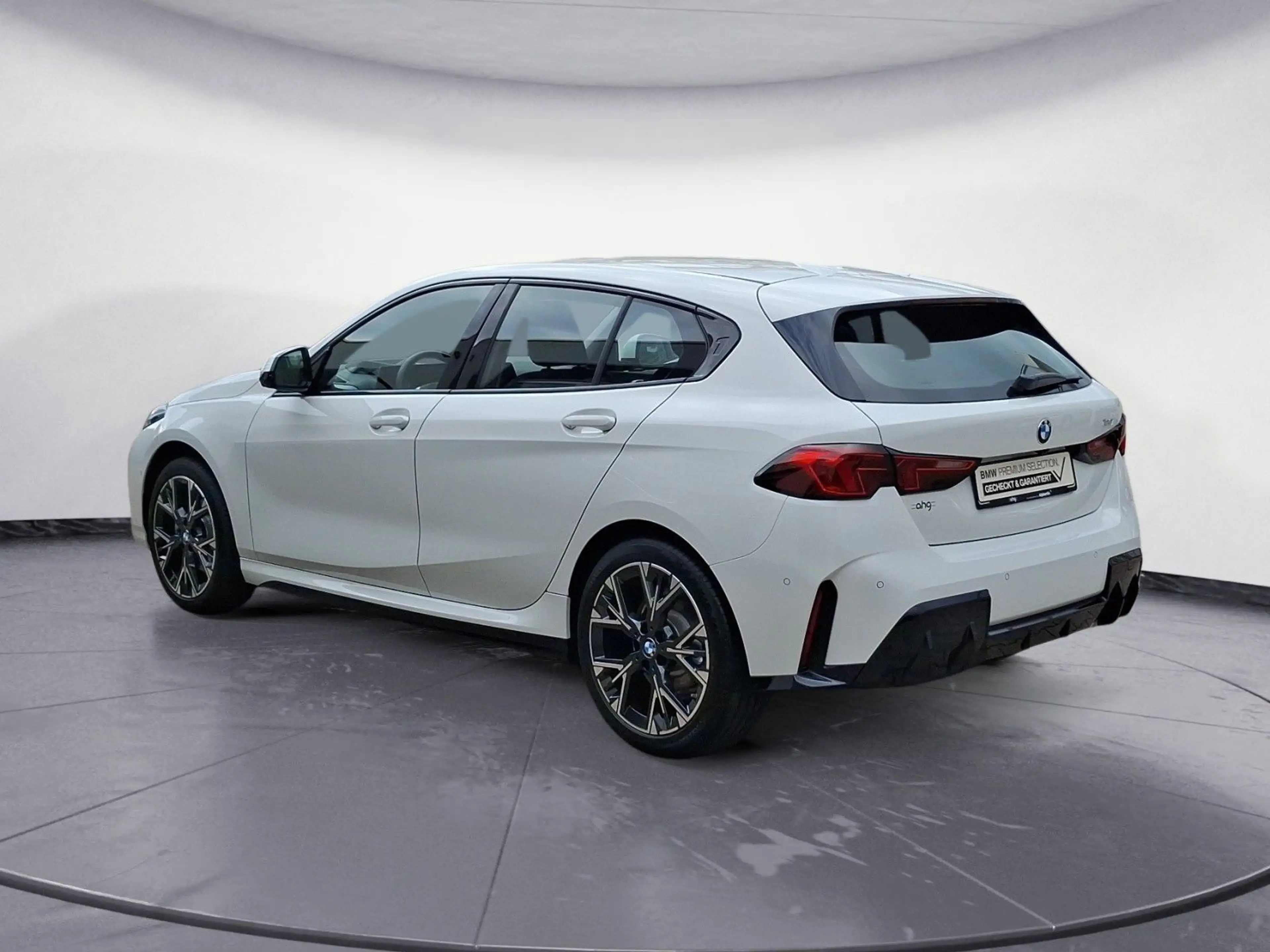 BMW 120 M Sport Exteriuer Navi AHK HeadUp Adaptive L — photo 5