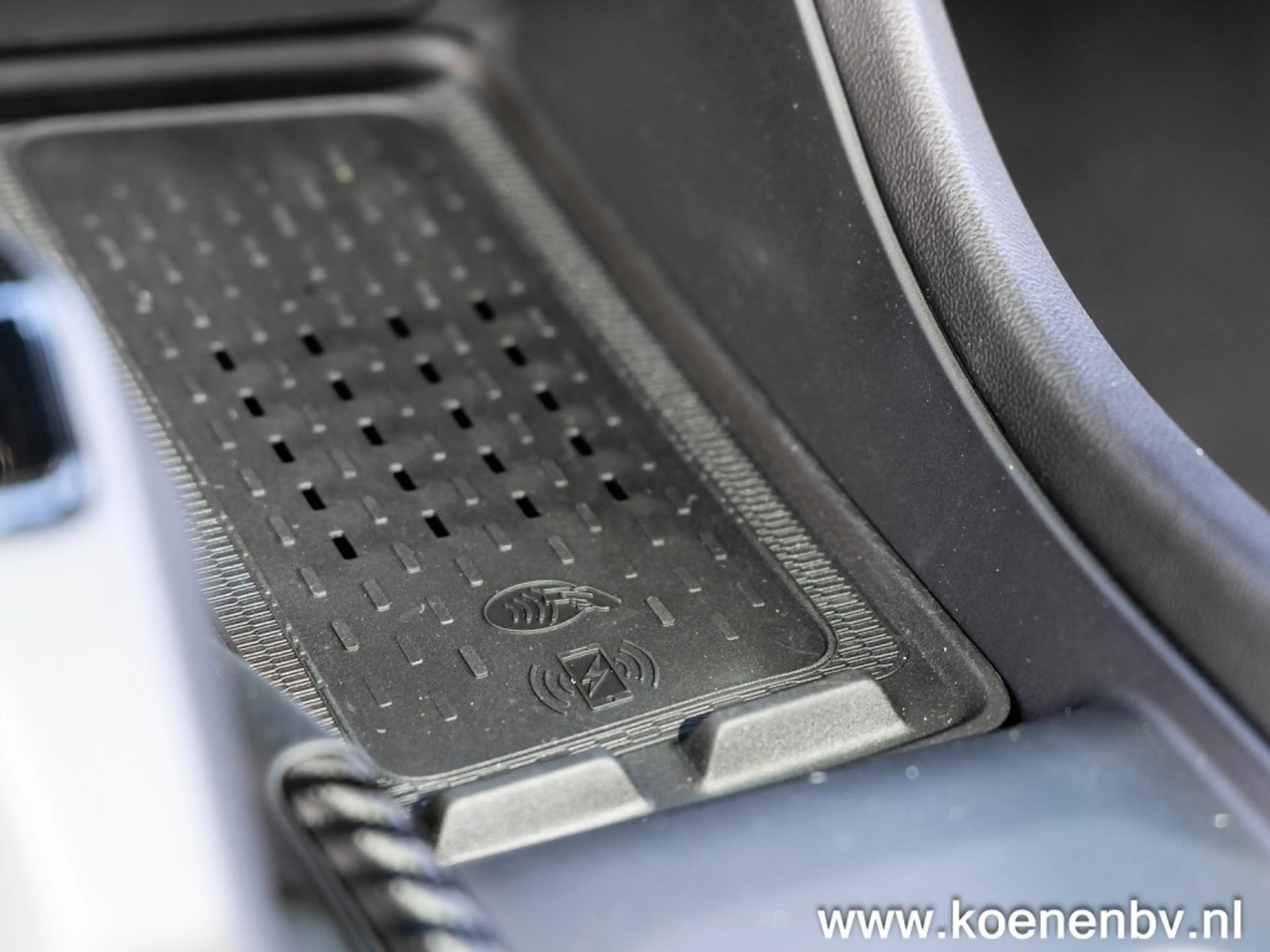 Dodge Charger Daytona R/T Scat Pack 680Pk / Plus Group/ Sun and — photo 50
