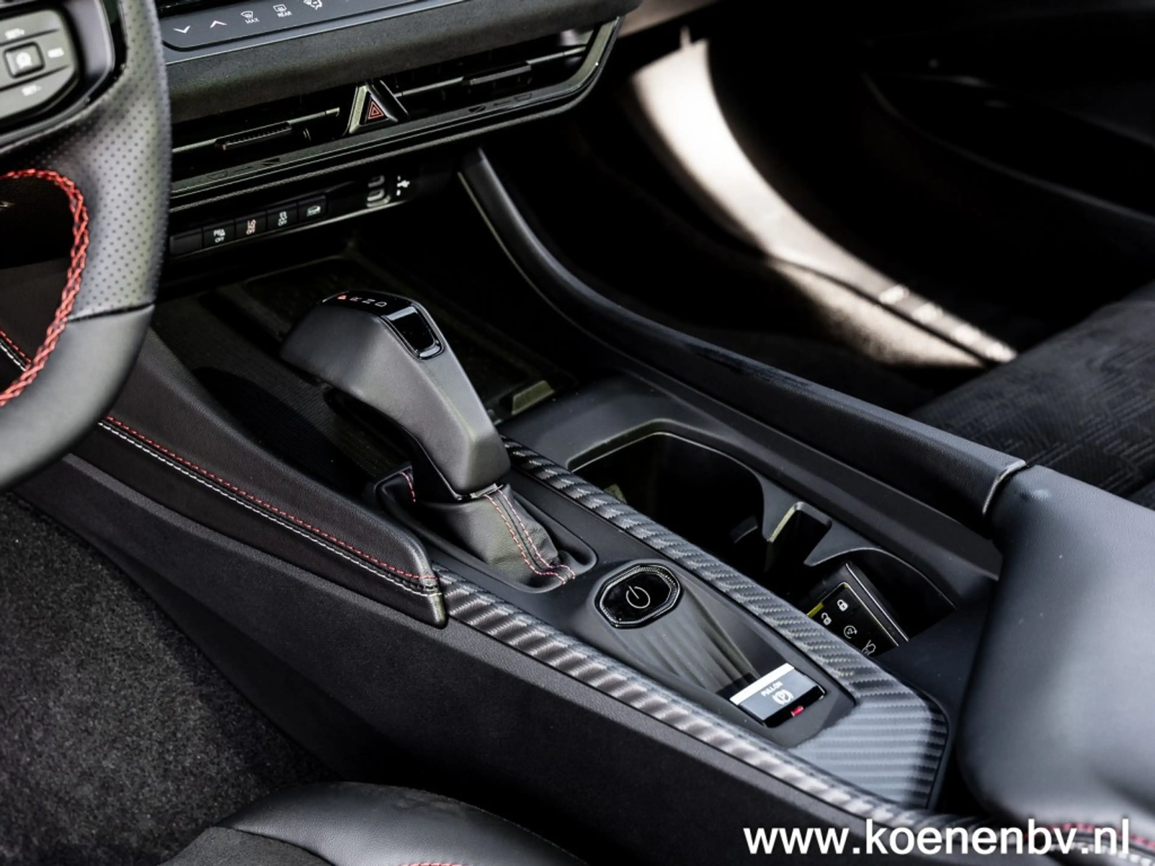 Dodge Charger Daytona R/T Scat Pack 680Pk / Plus Group/ Sun and — photo 29