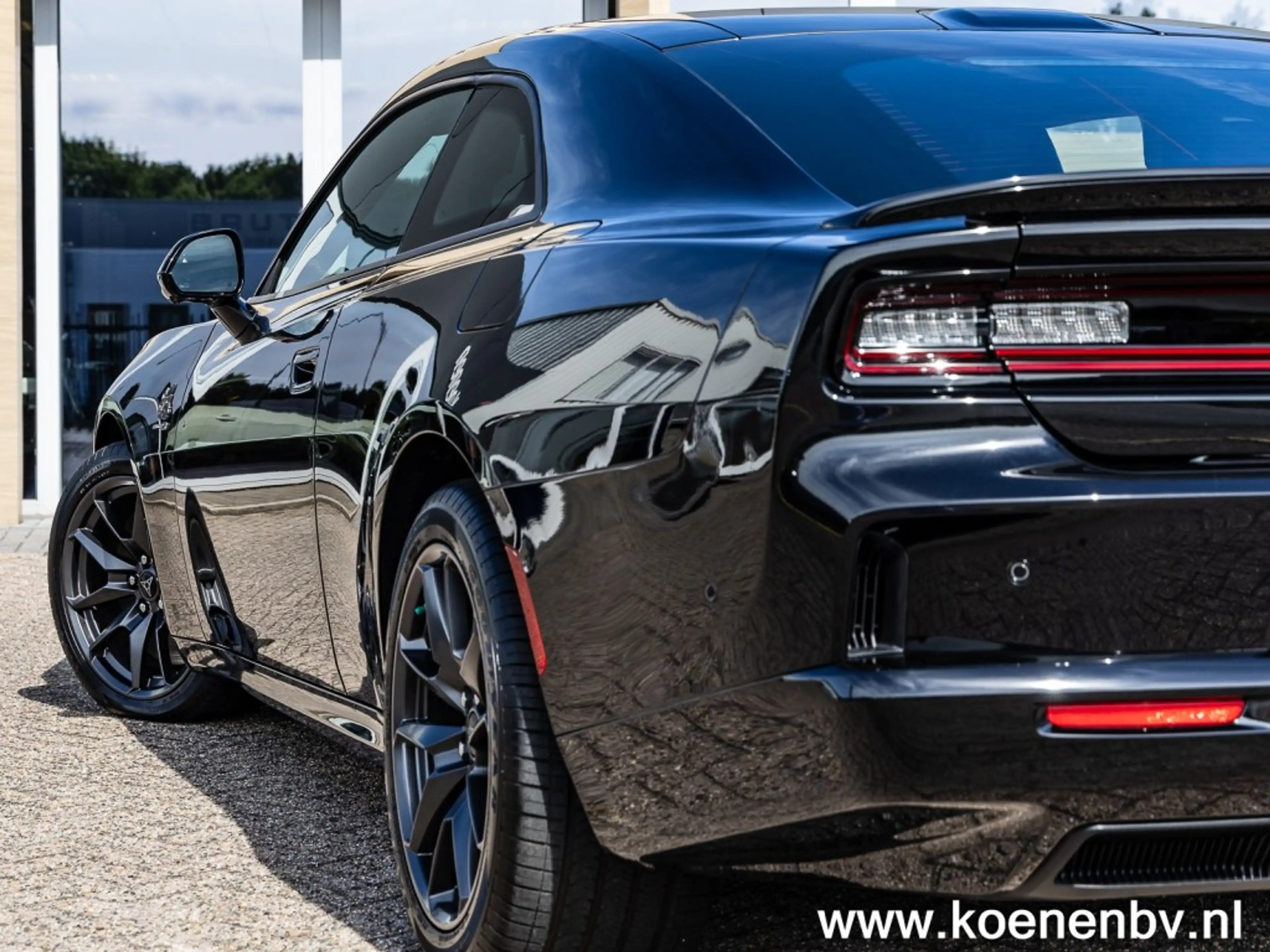 Dodge Charger Daytona R/T Scat Pack 680Pk / Plus Group/ Sun and — photo 12