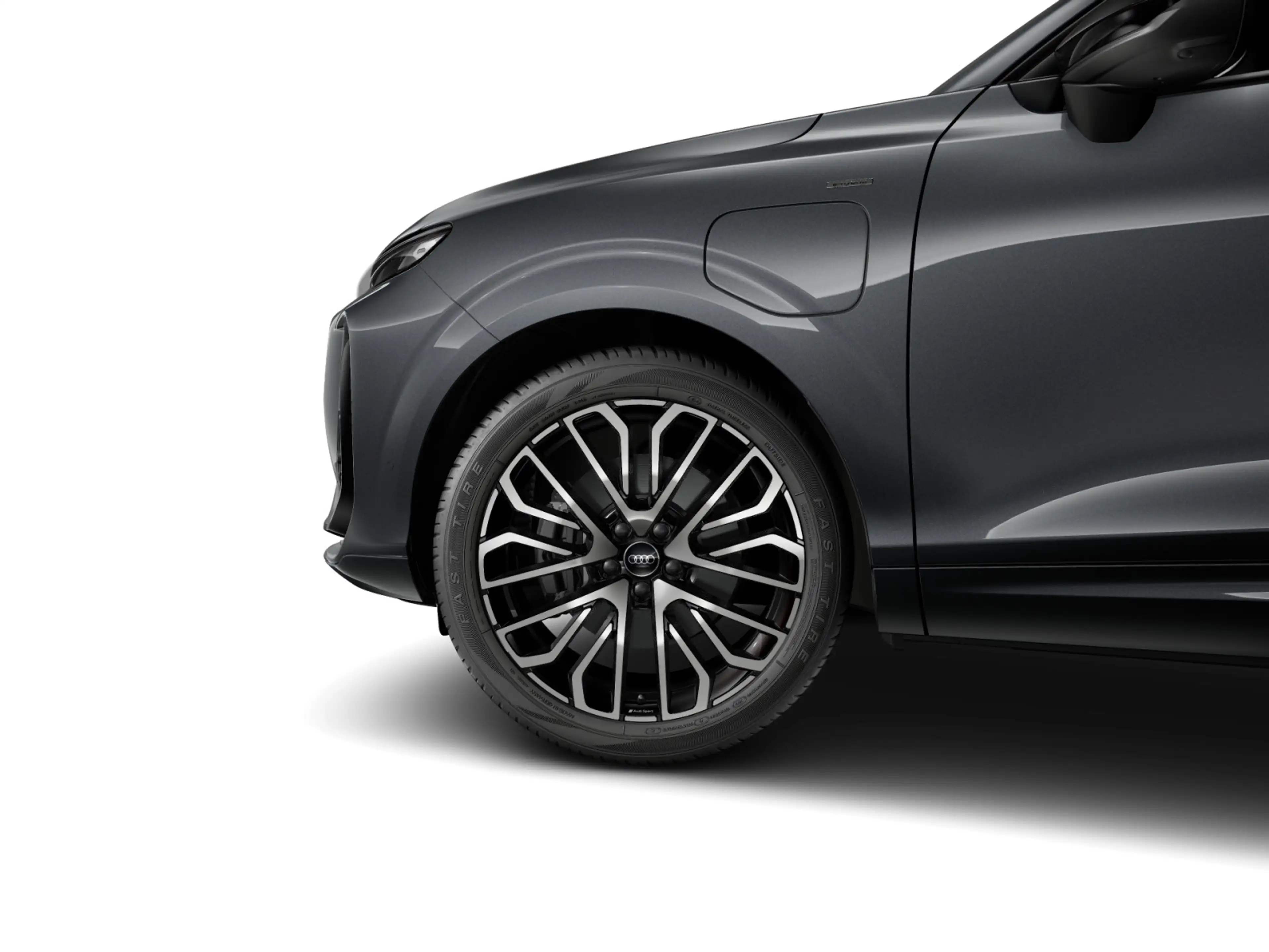 Audi Q3 eHybrid 2x S LINE AHK LM20 PANO MATRIX — photo 4