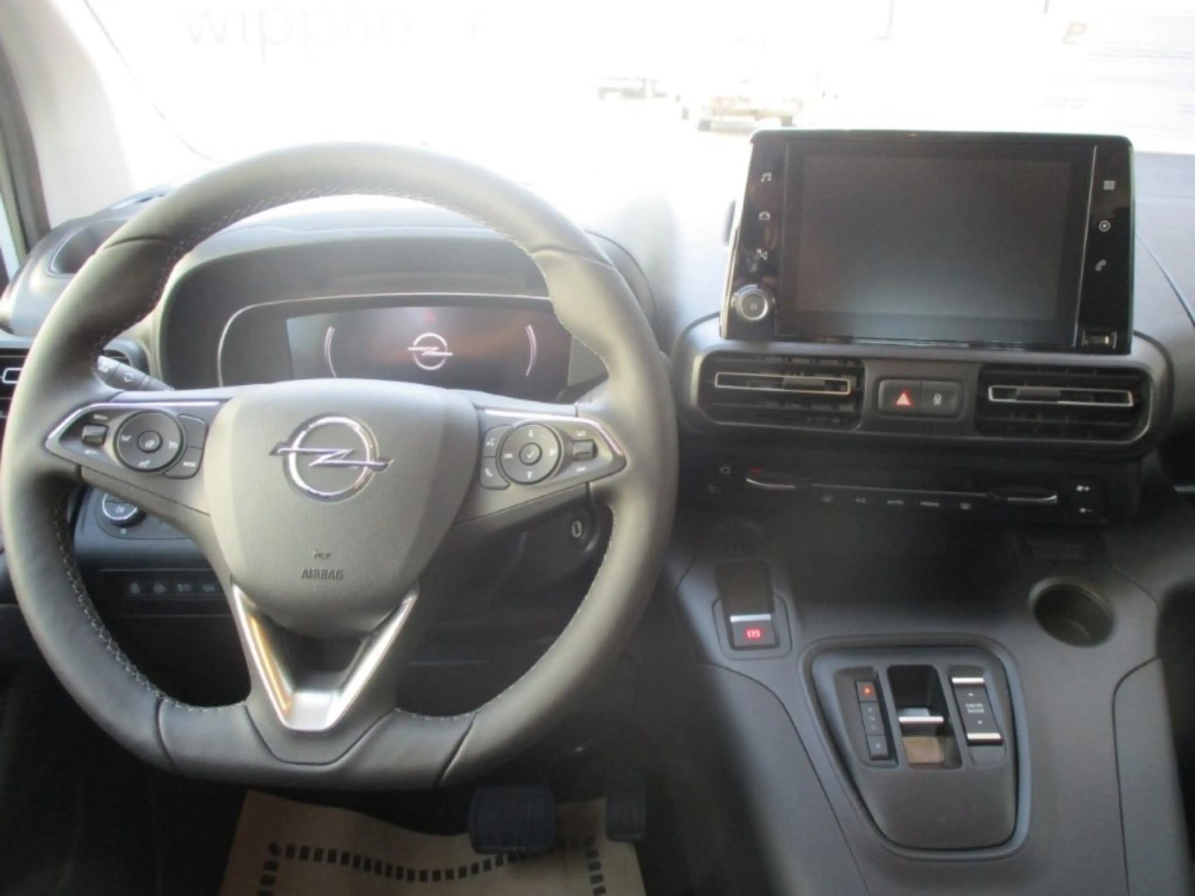 Opel Combo -e Life XL 7S Elegance Elektro LP € 48.852,- — photo 12