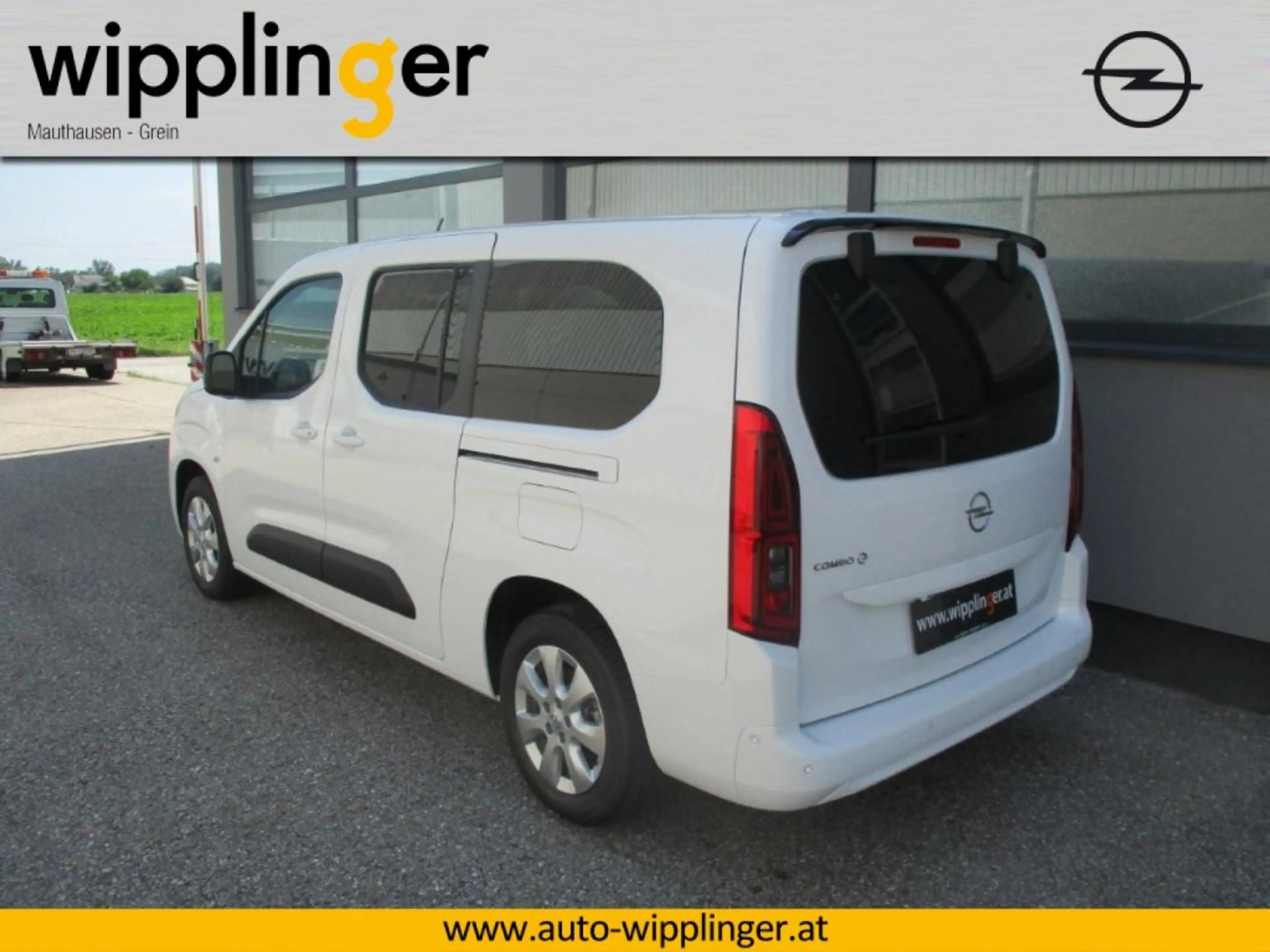 Opel Combo -e Life XL 7S Elegance Elektro LP € 48.852,- — photo 3