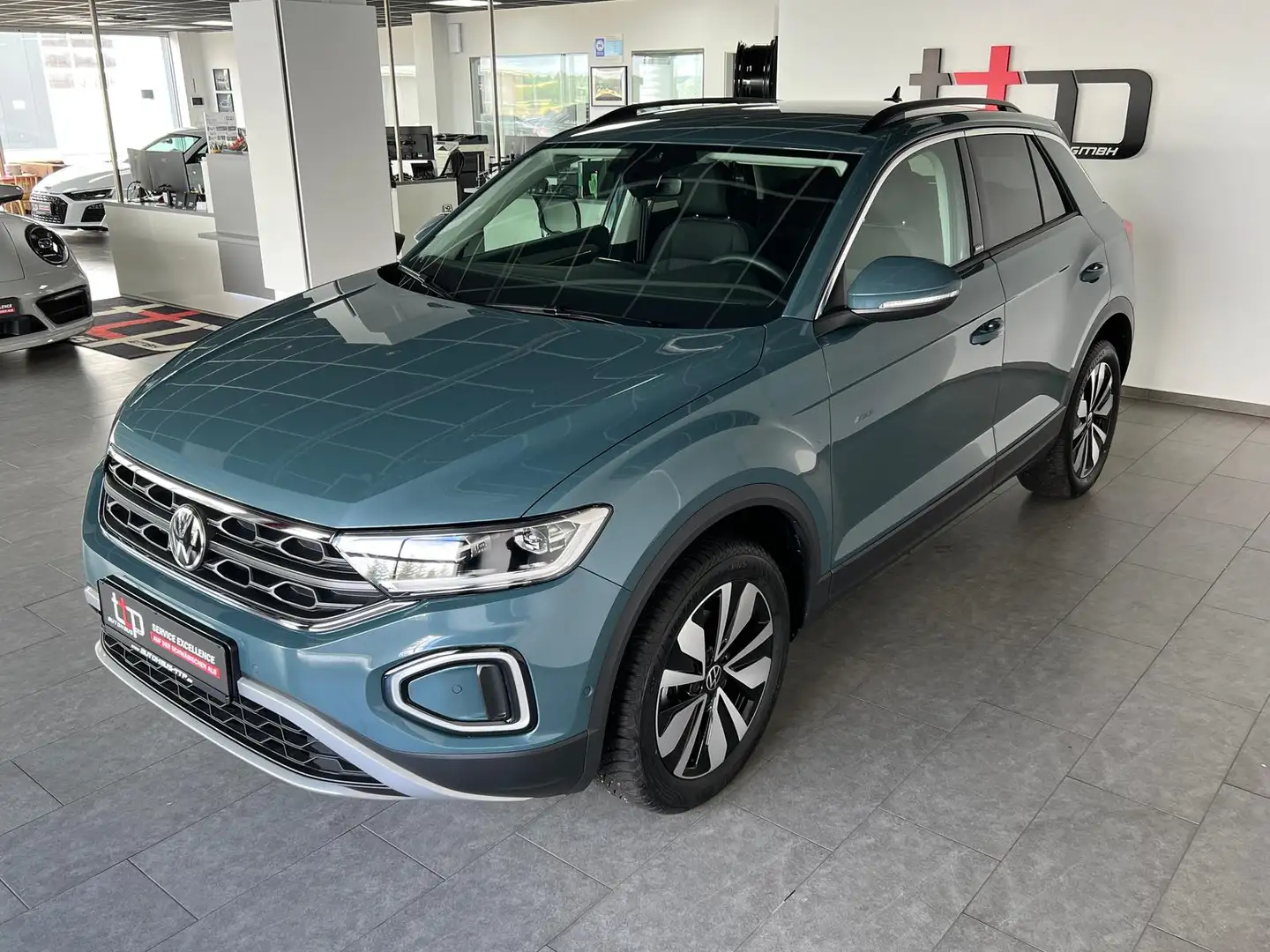 Volkswagen T-Roc 1.5 TSI Move 5-Jahre-Garantie R.Kamera LED Grün - 2