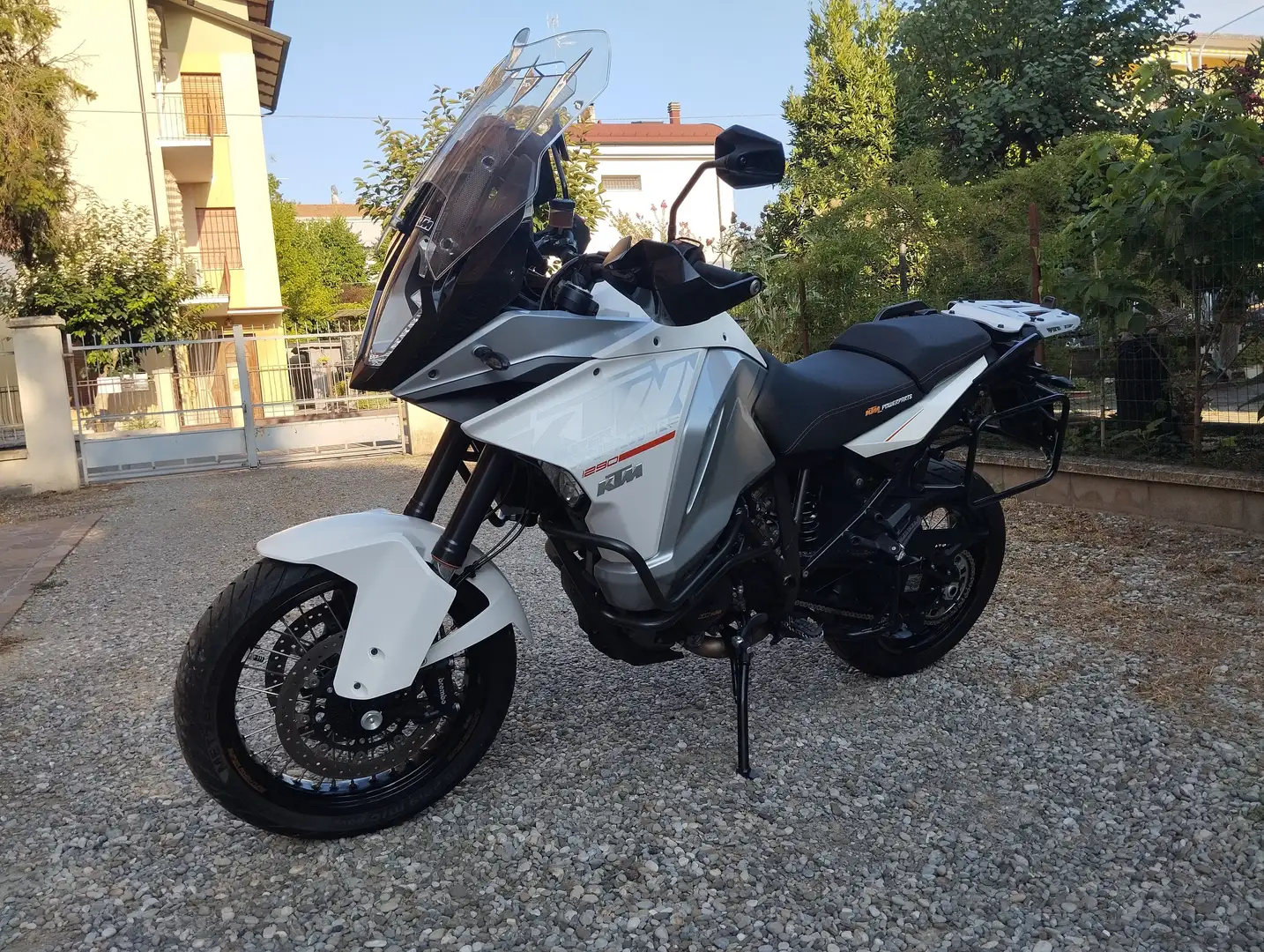 KTM 1290 Super Adventure Bianco - 2