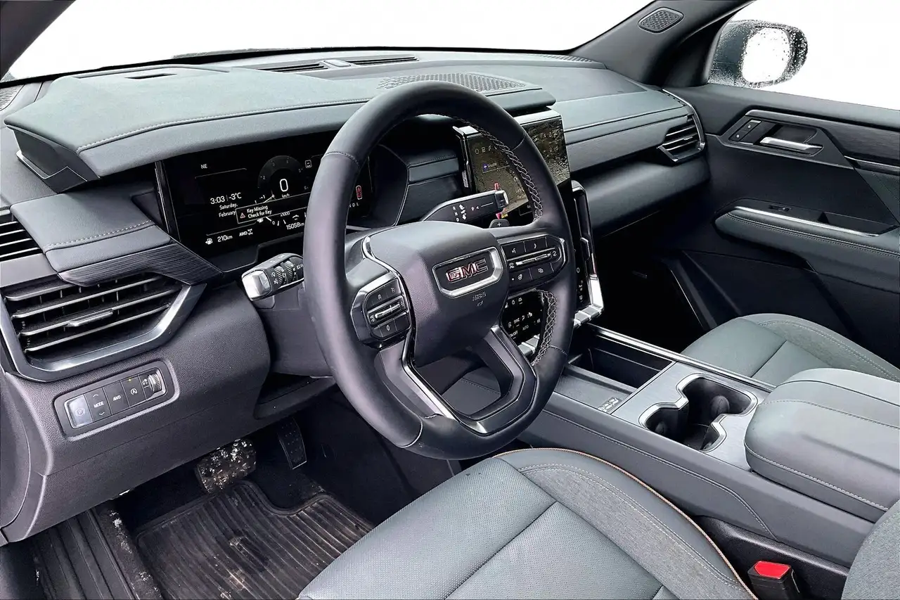 GMC Acadia снимка GMC Acadia