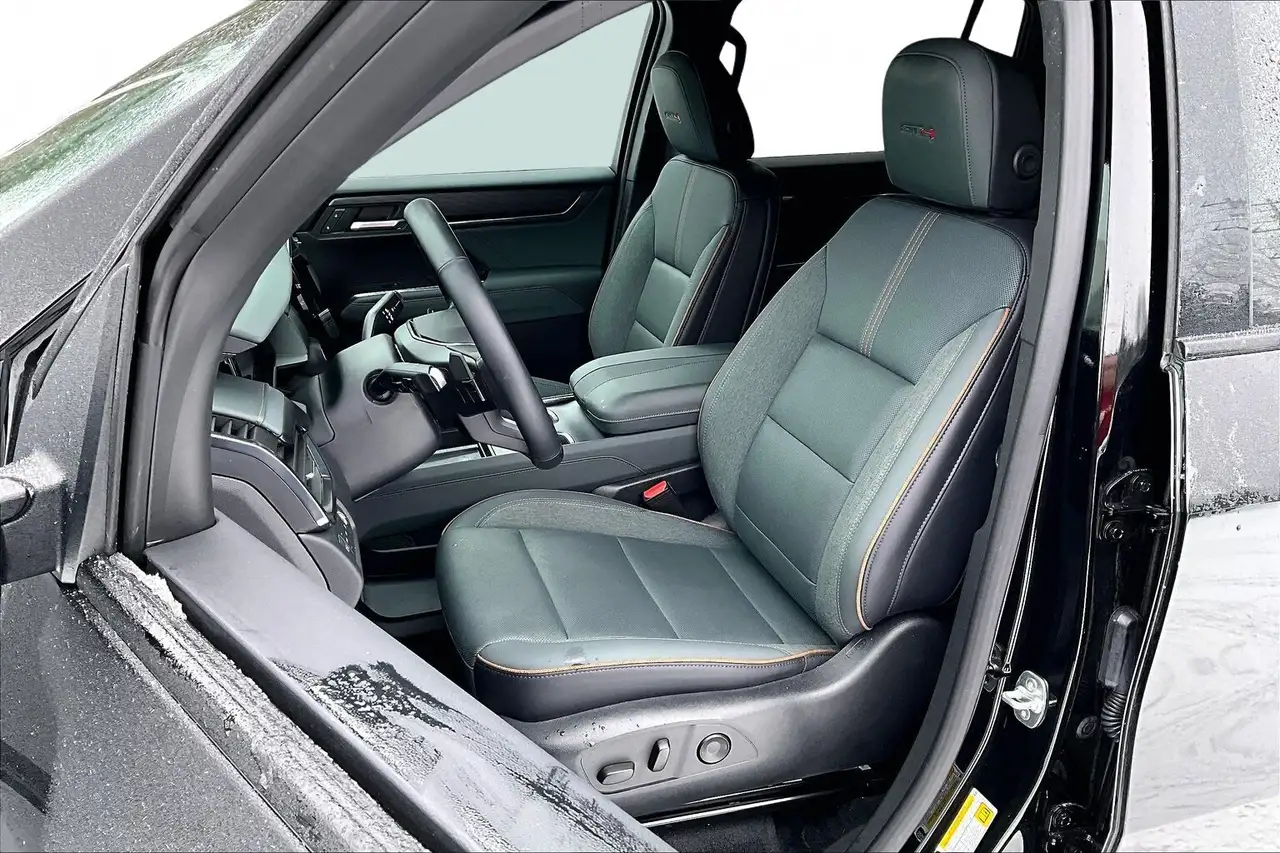 GMC Acadia снимка GMC Acadia