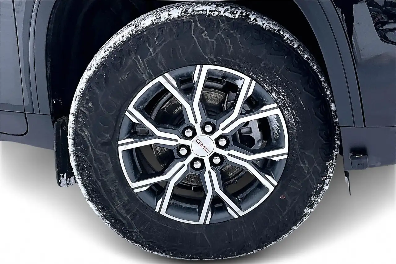 GMC Acadia снимка GMC Acadia