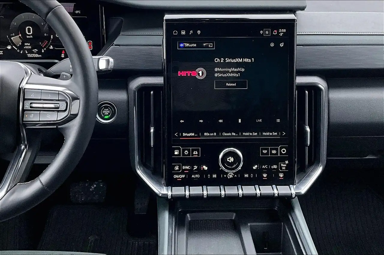 GMC Acadia снимка GMC Acadia