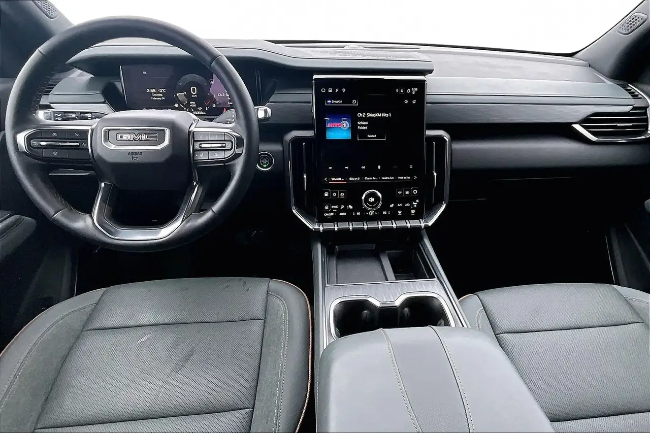 GMC Acadia снимка GMC Acadia
