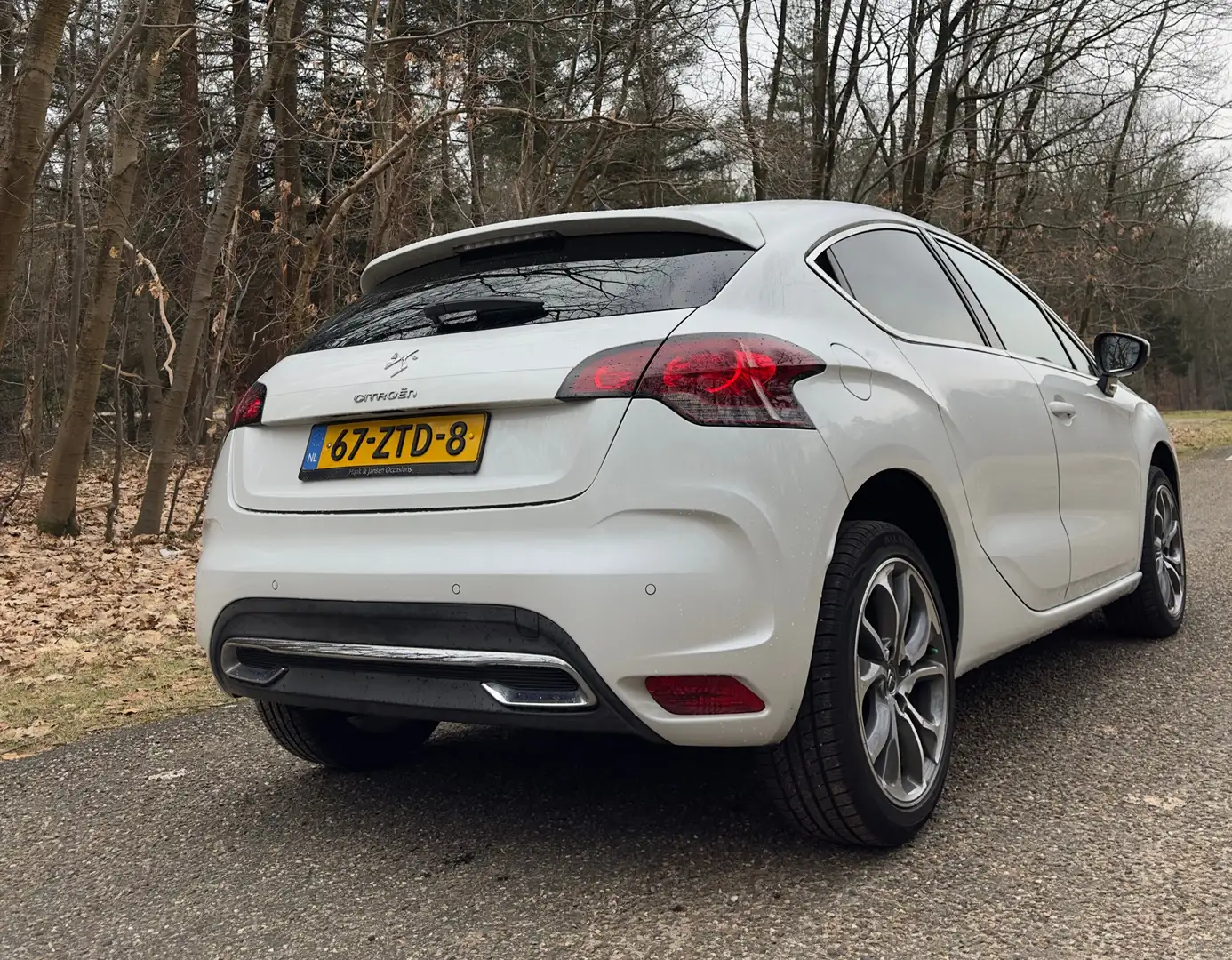 Citroen DS4 1.6 THP So Chic Fehér - 2