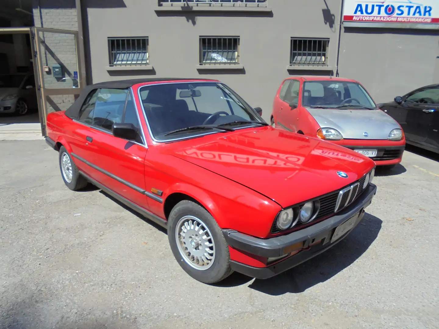 BMW 320 320i Cabrio Rosso - 1