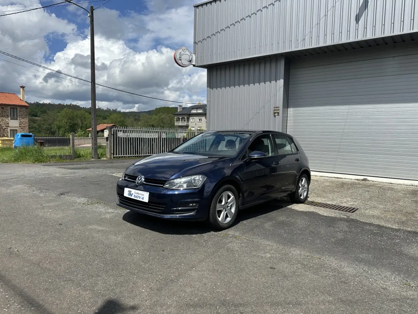 Volkswagen Golf 1.6TDI CR BMT Advance 105 Bleu - 1