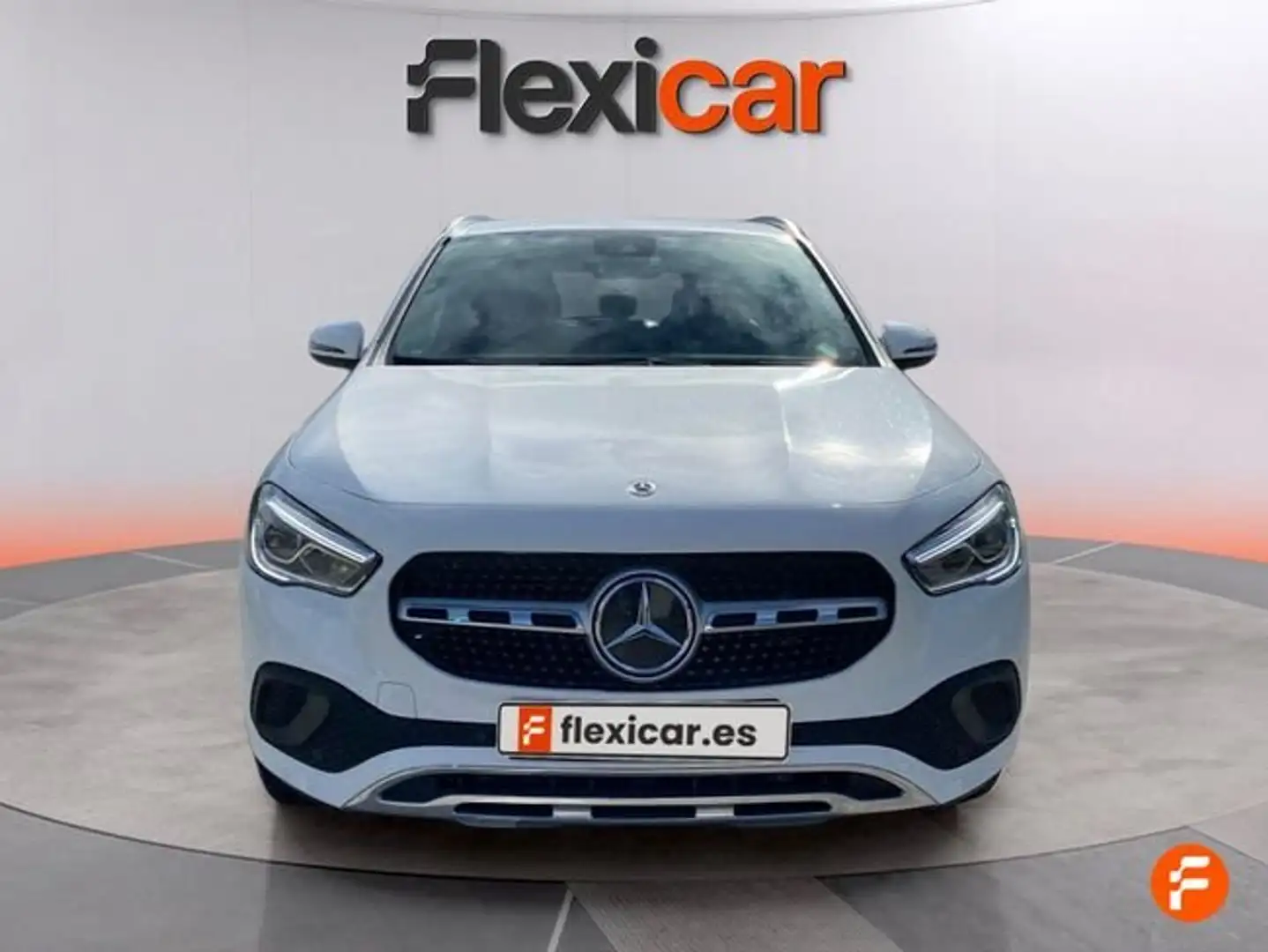 Mercedes-Benz GLA 200 200d Blanc - 2