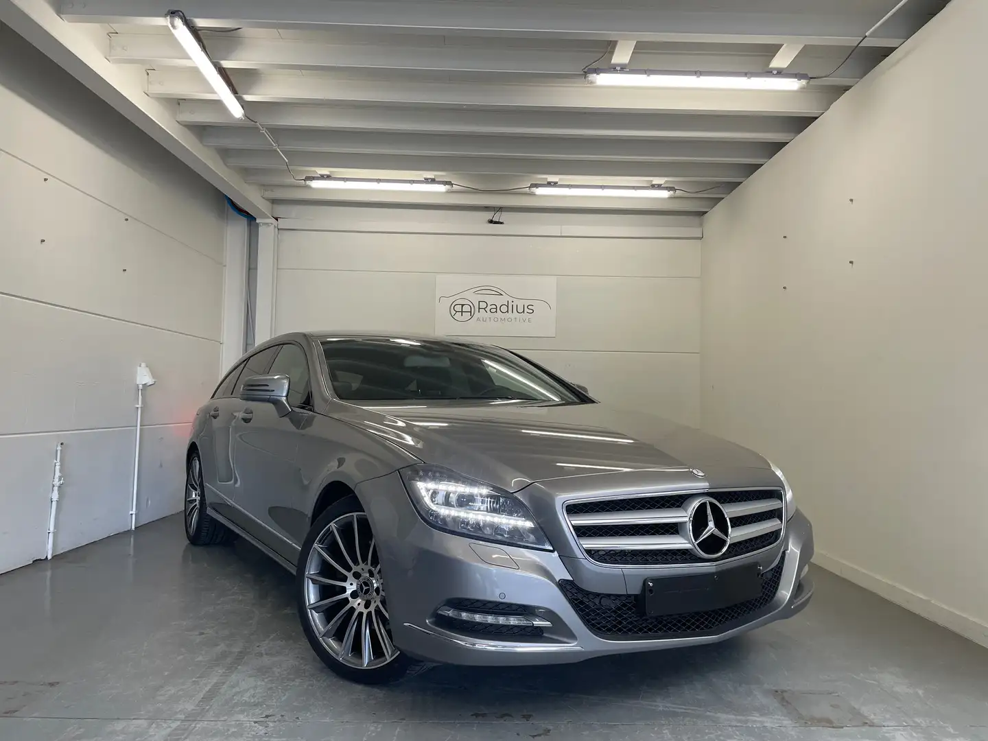 Mercedes-Benz CLS 250 CLS 250 CDI BE Grau - 2