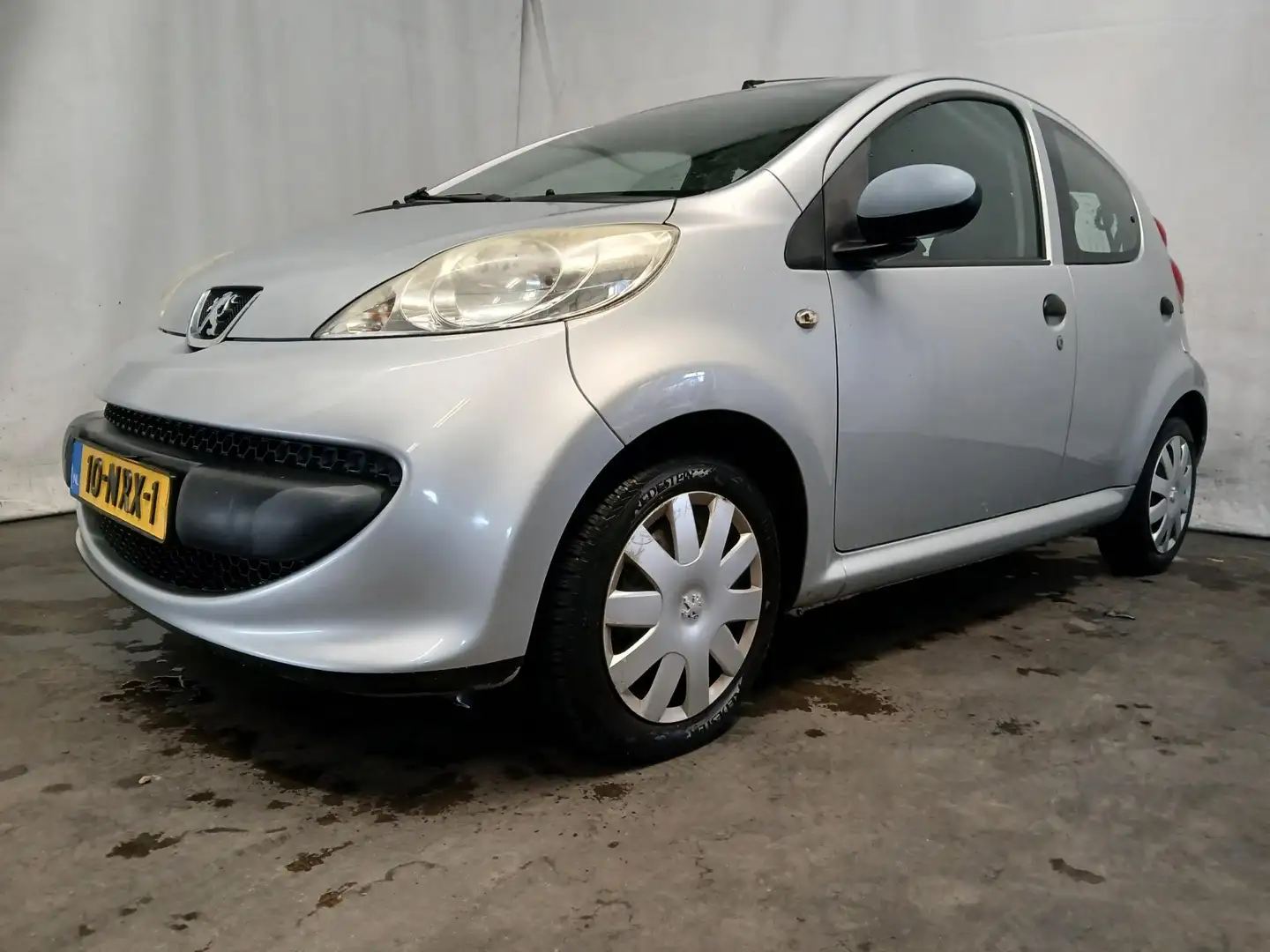 Peugeot 107 1.0-12V XS SCHADEAUTO!!!! Grijs - 2