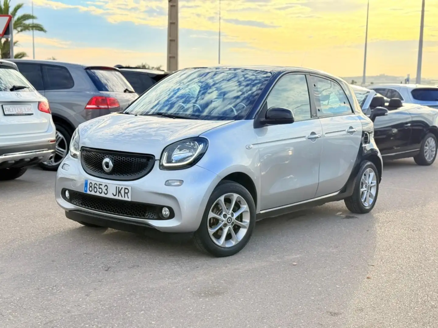 smart forFour Pequeño Automático de 5 Puertas Gris - 1