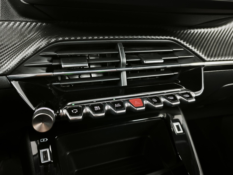 Peugeot 2008 1.2 PureTech Active Pack | NAVI | CRUISE | PARKEER — photo 13