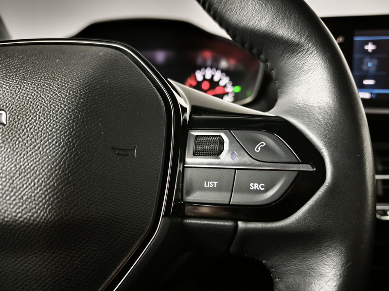 Peugeot 2008 1.2 PureTech Active Pack | NAVI | CRUISE | PARKEER — photo 22