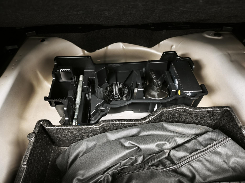 Peugeot 2008 1.2 PureTech Active Pack | NAVI | CRUISE | PARKEER — photo 31