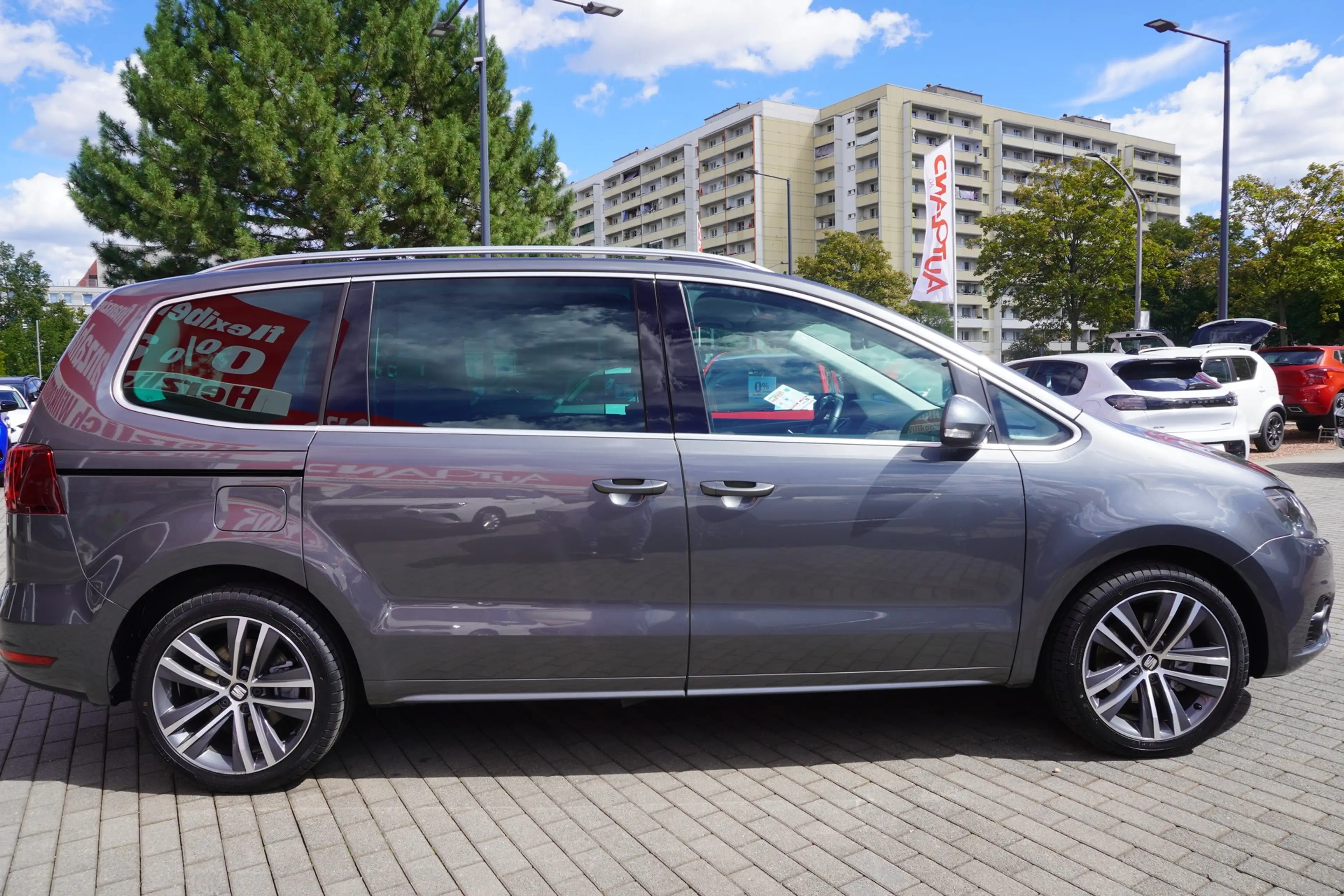 SEAT Alhambra 2.0 TDI FR-Line 7S Bi-Xenon Kamera AHK — photo 7
