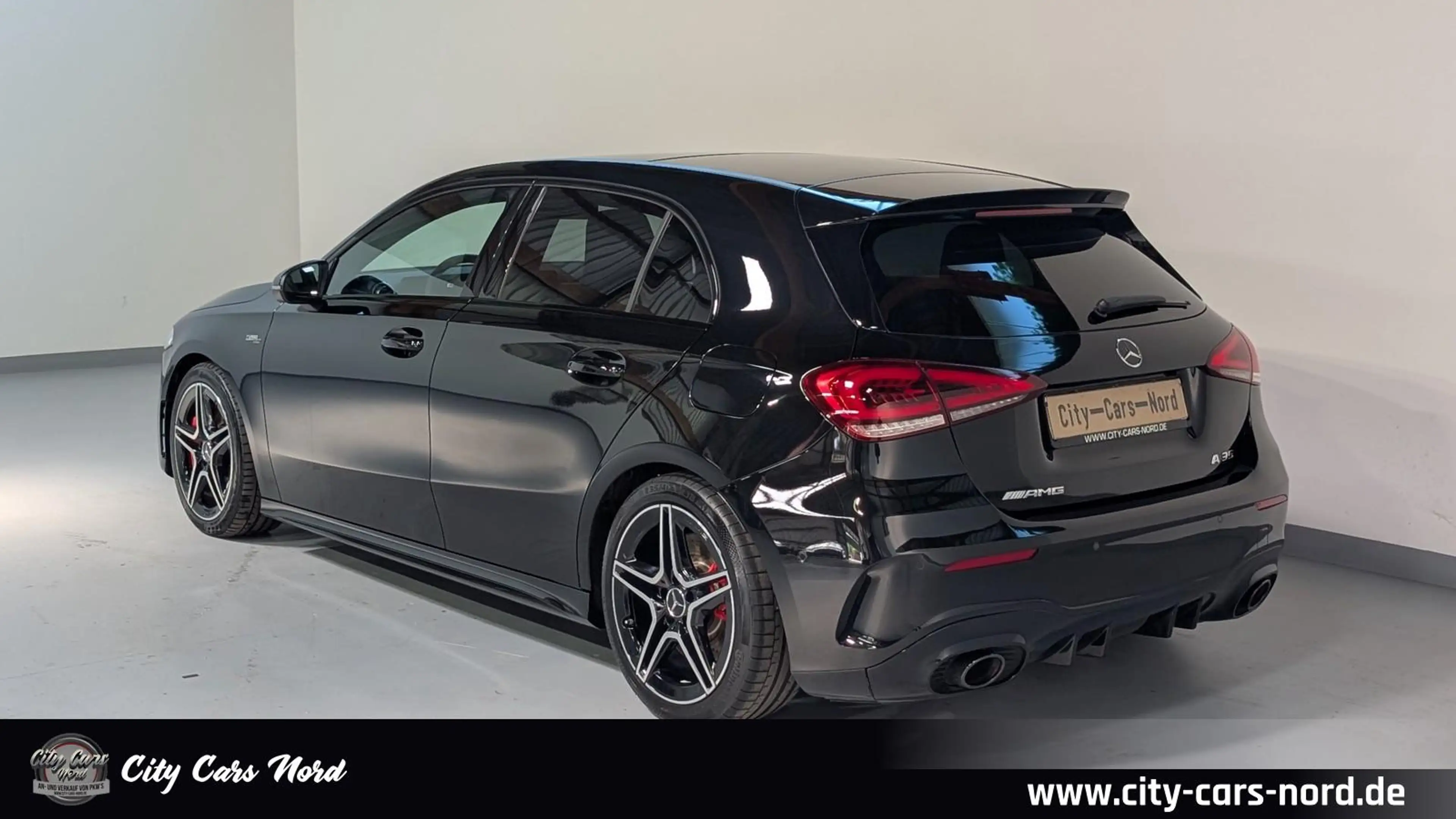 Mercedes-Benz A 35 AMG 4Matic PANORAMA+360°+HUD+MEMORY — photo 3