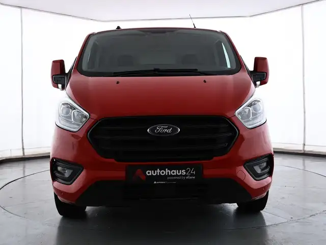 Ford Transit Custom view 2