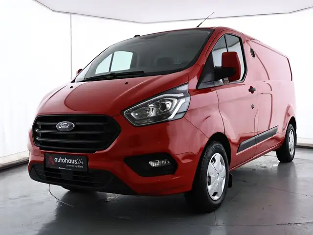 Ford Transit Custom view 3