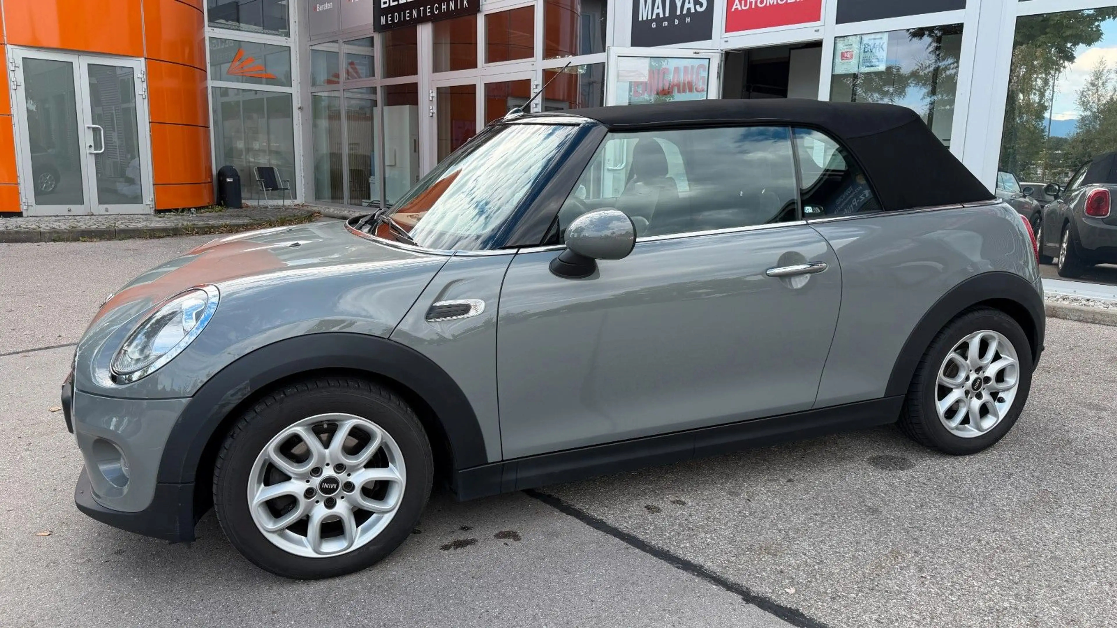 MINI One Cabrio ONE Cabrio One/SHZ/Sportsitze — photo 4