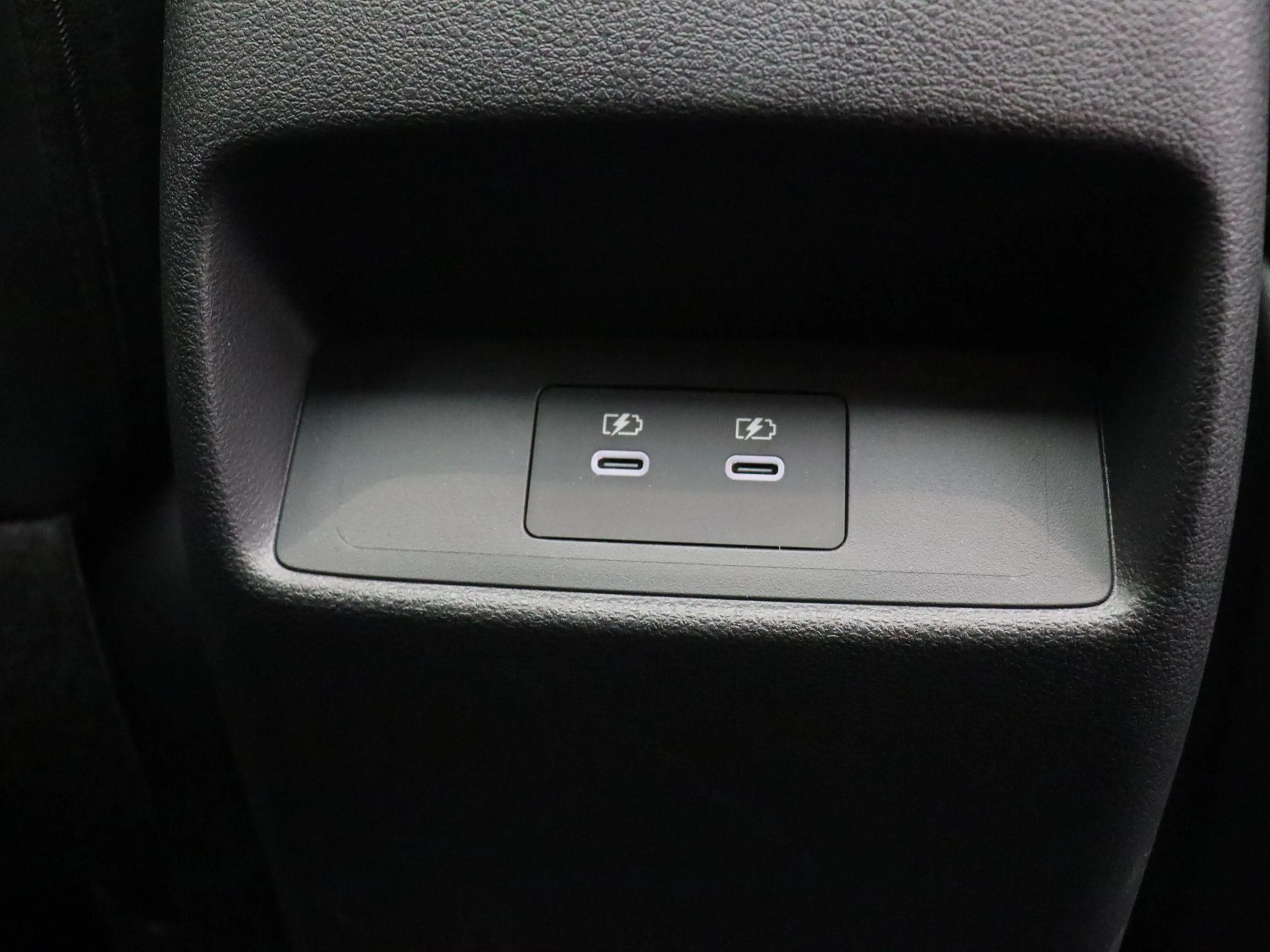 Nissan Qashqai 158pk MHEV Xtronic Tekna Plus | Panorama dak | Sto — photo 4