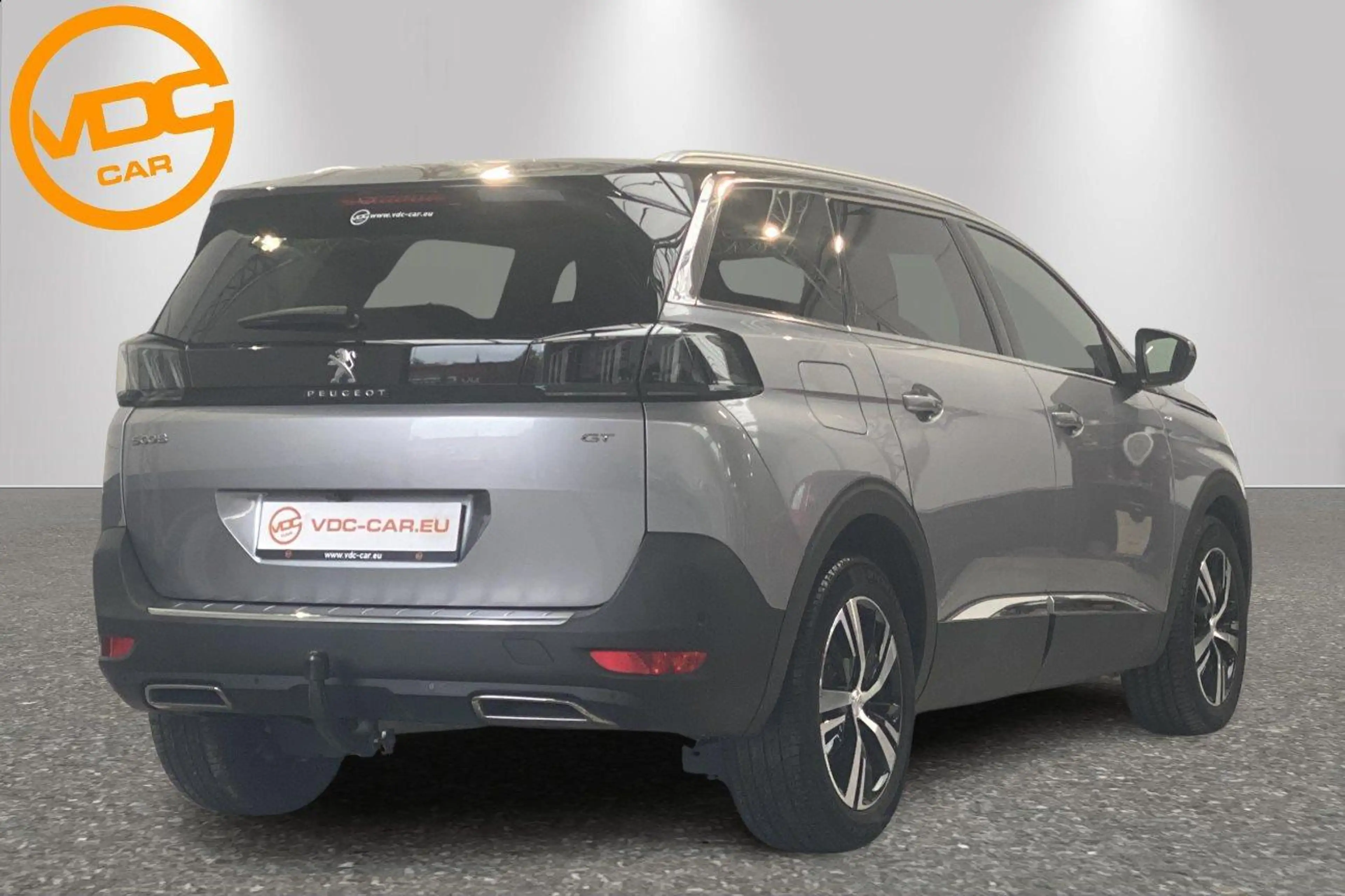 Peugeot 5008 II GT — photo 3