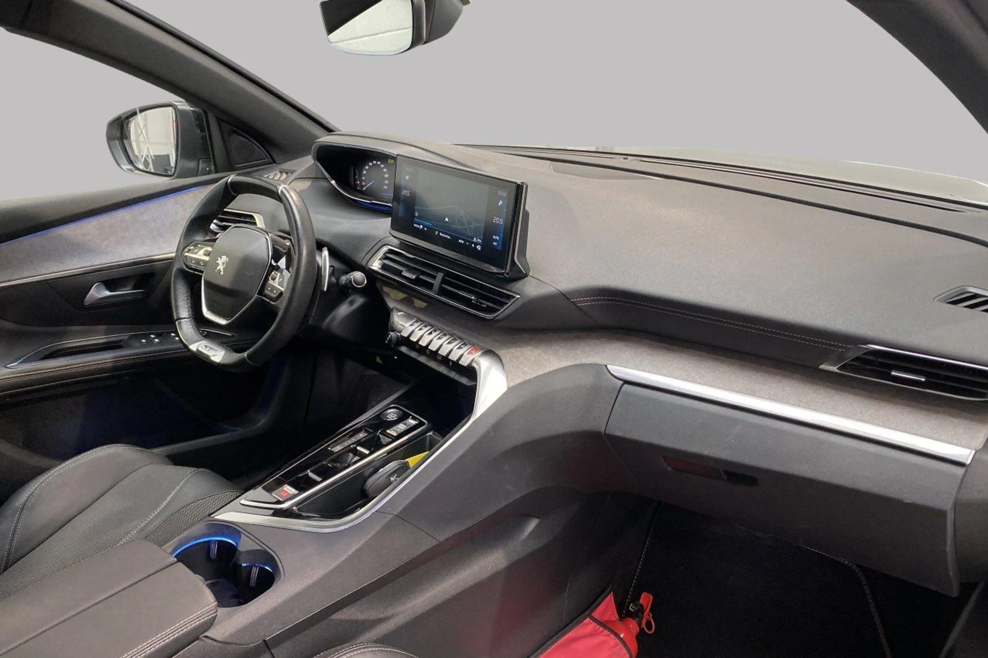 Peugeot 5008 II GT — photo 2