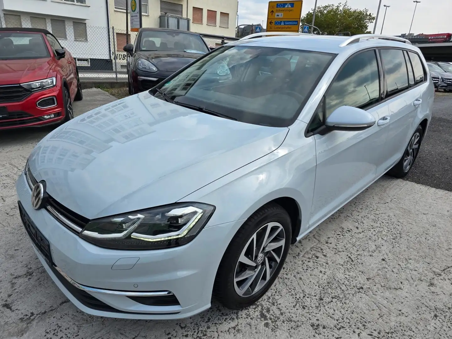 Volkswagen Golf VII Variant Sound 1,0 TSI APP CONNECT Silber - 1