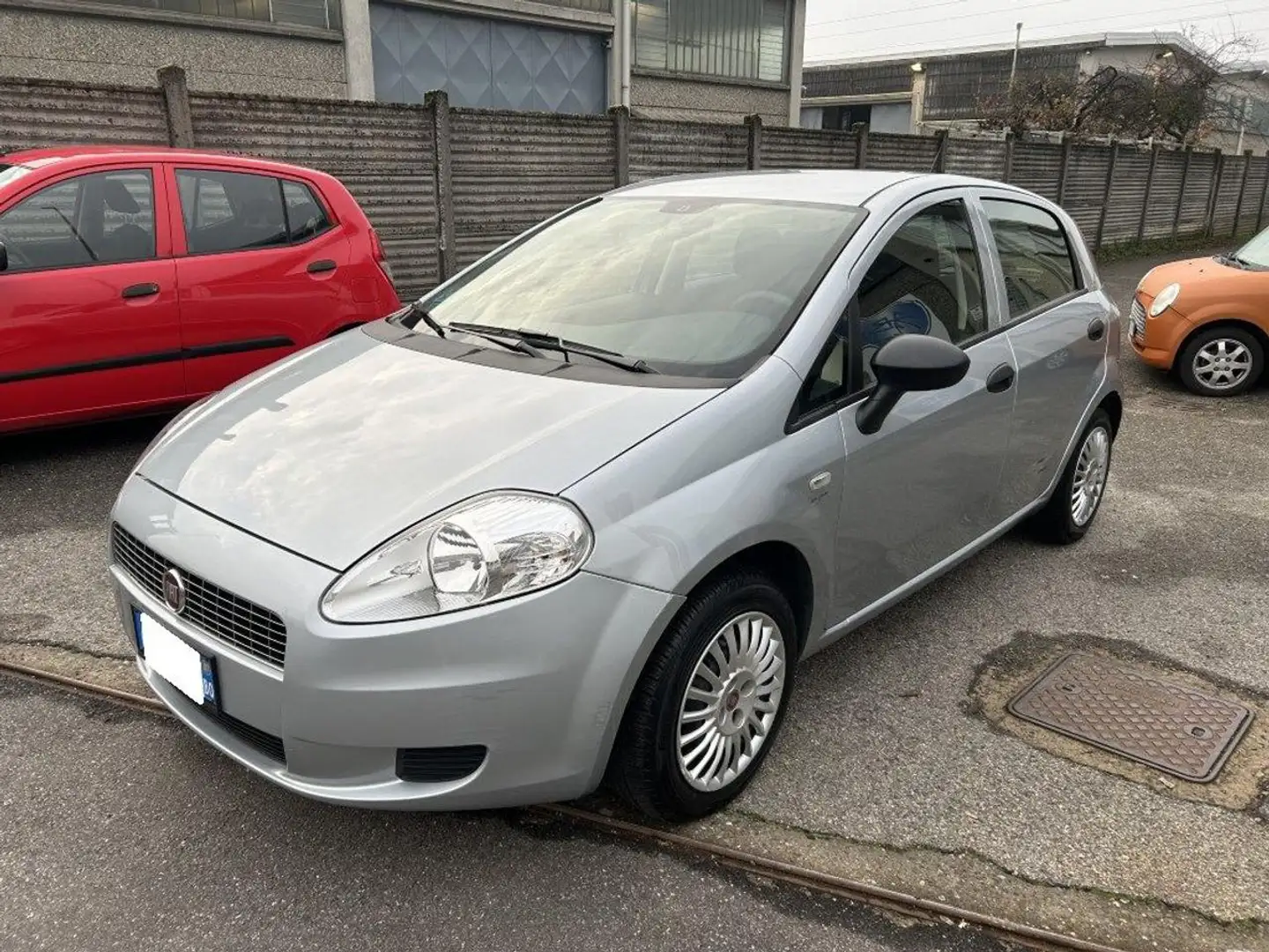 Fiat Grande Punto 1.2 5 porte *OK NEOPATENTATI* *FINANZIABILE* Argento - 2