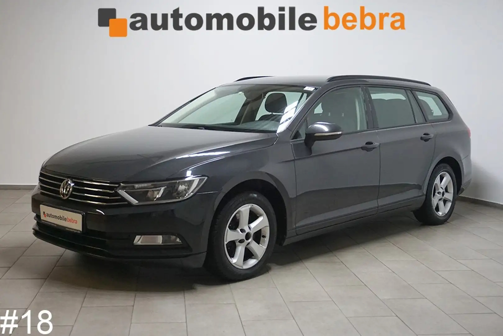 Volkswagen Passat 2.0TDI Trendline AHK SHZ Navi Grau - 1